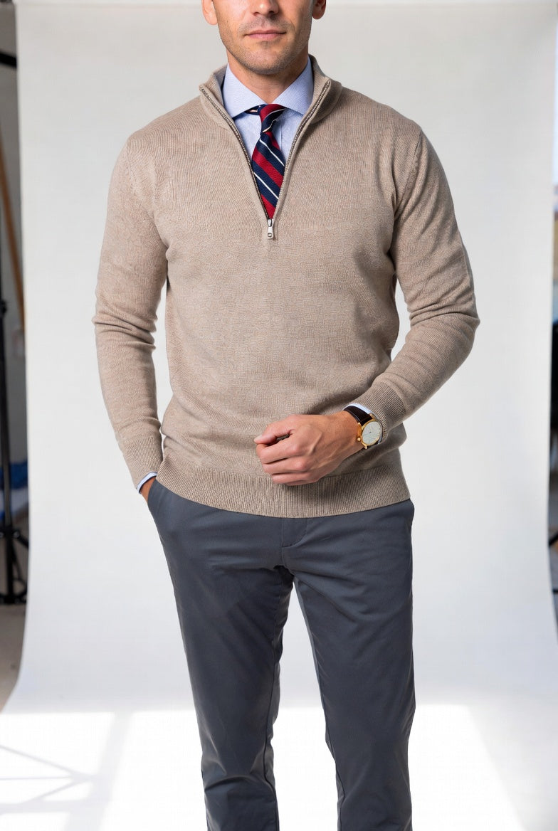 Męski sweter z wysokim kołnierzem i zamkiem half-zip